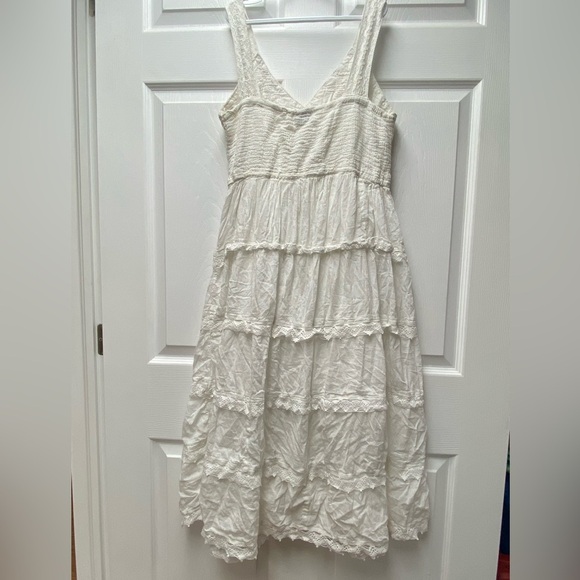 Traditional White Dress /Stretch 1 Size fits Most - Picture 4 of 5